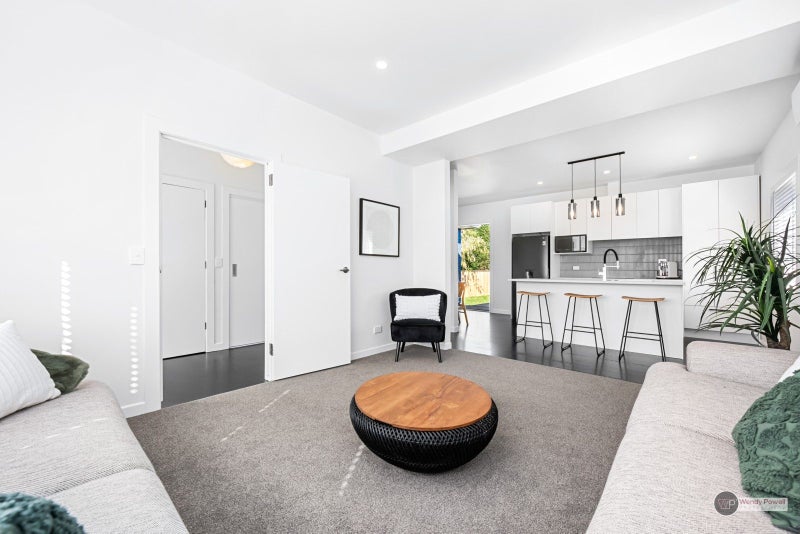 55 Riverside Drive, Waiwhetu, Lower Hutt - Carousel 2