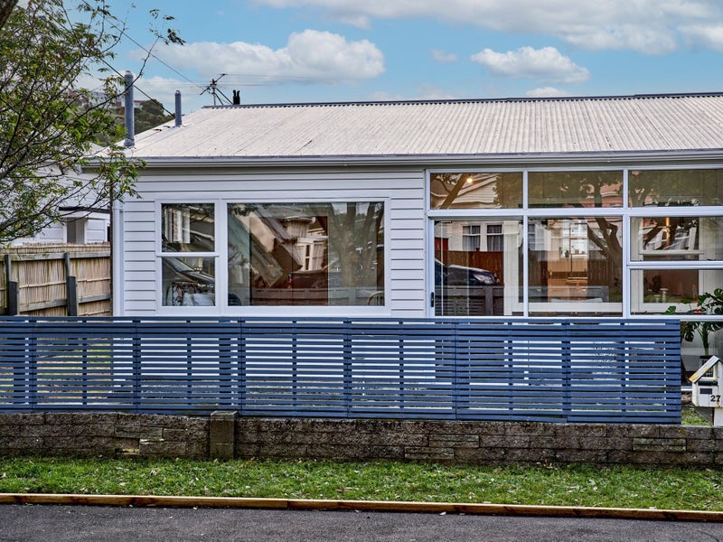 27A Brussels Street, Miramar, Wellington - Carousel 1