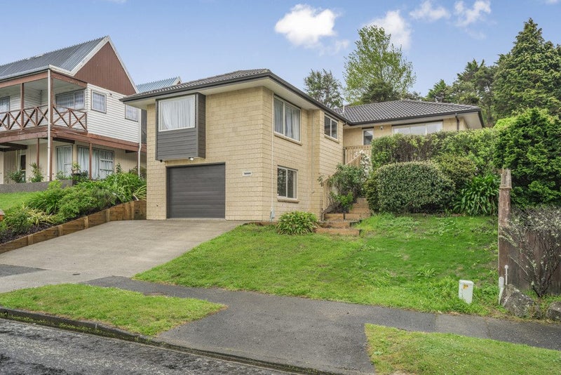 20 Enfield Street, Wainuiomata, Lower Hutt - Carousel 1