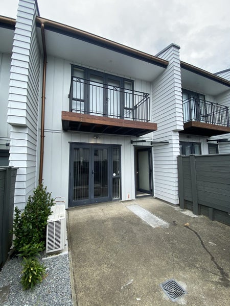 83/3 Burton Street, Grafton, Auckland - Carousel 1
