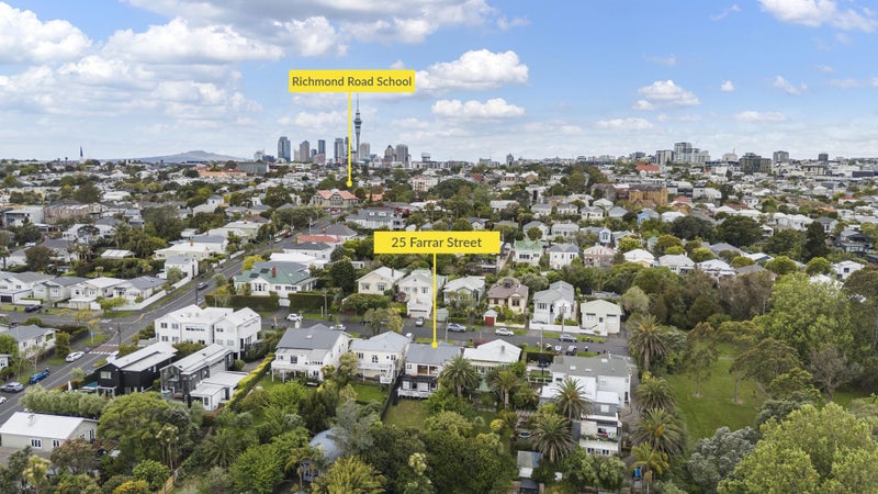 25 Farrar Street, Grey Lynn, Auckland - Carousel 21