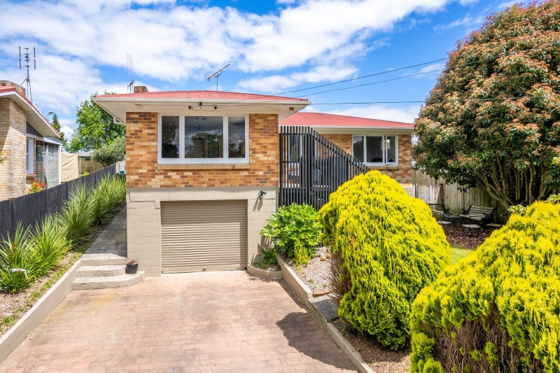 25 Morris Road, Hillcrest, Hamilton - Carousel 1