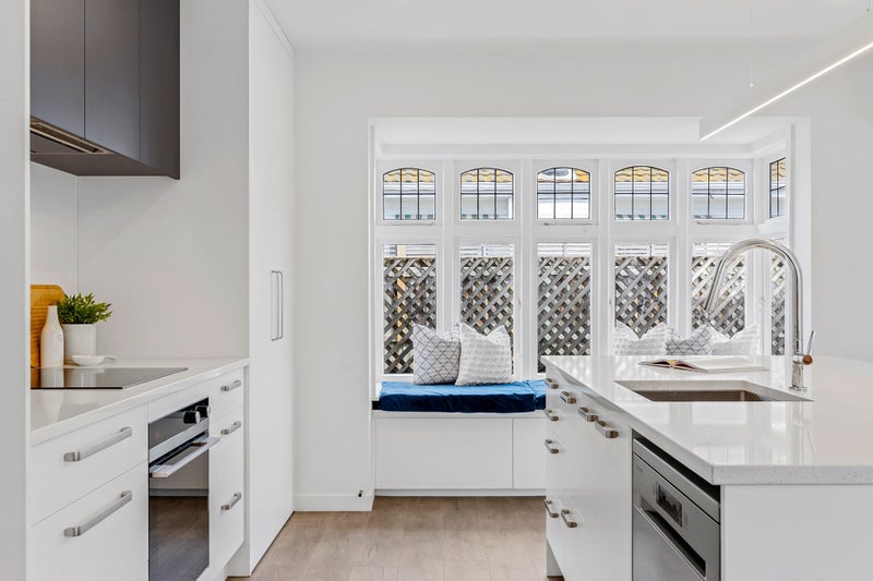 2/151 Idris Road, Strowan, Christchurch - Carousel 2