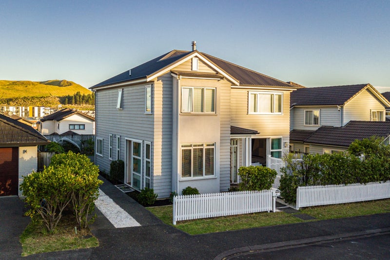 14 Barbarich Drive, Stonefields, Auckland - Carousel 2