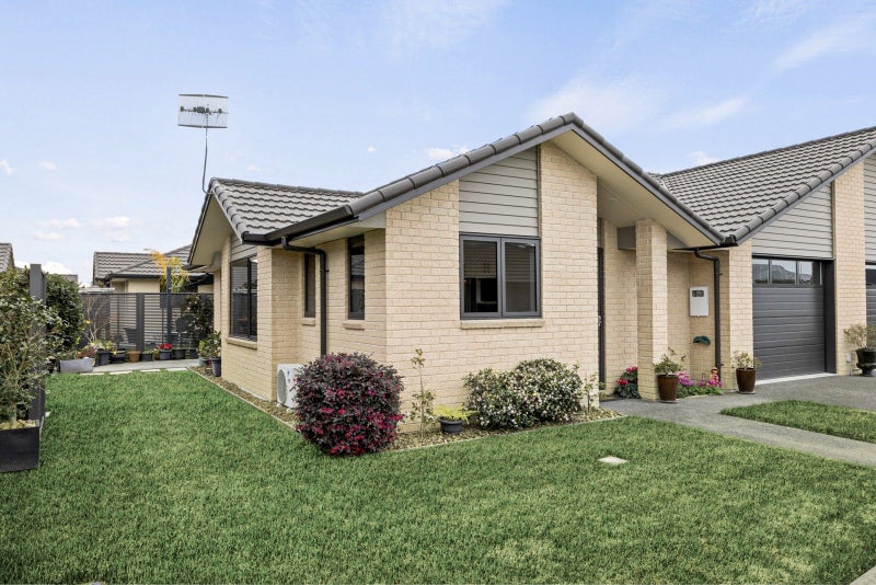 36/23 Matariki Avenue, Frimley, Hastings - Carousel 1