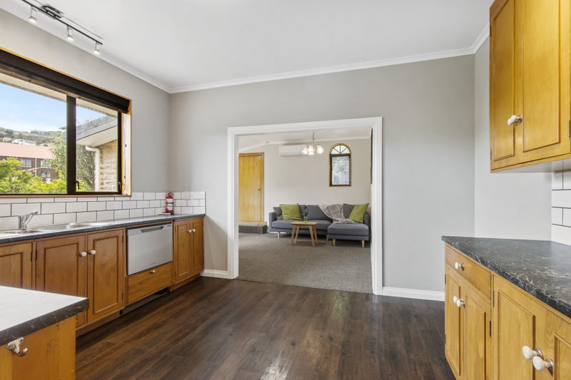 98 View Road, Houghton Bay, Wellington - Carousel 2