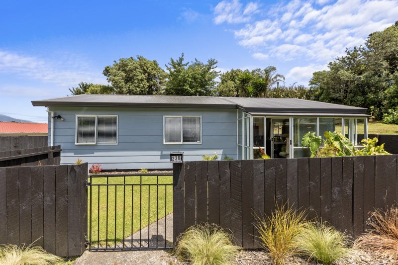 23B Tahurangi Place, Spotswood, New Plymouth - Carousel 2