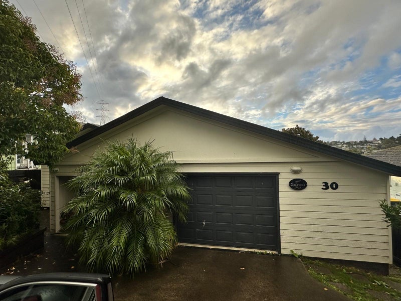 30 Arlette Place, Massey, Auckland - Carousel 1