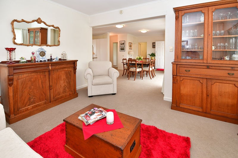 1/14 Dorchester Street, Meadowbank, Auckland - Carousel 2