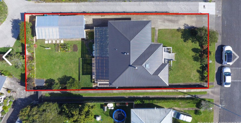 20 Melba Street, Beach Haven, Auckland - Carousel 19