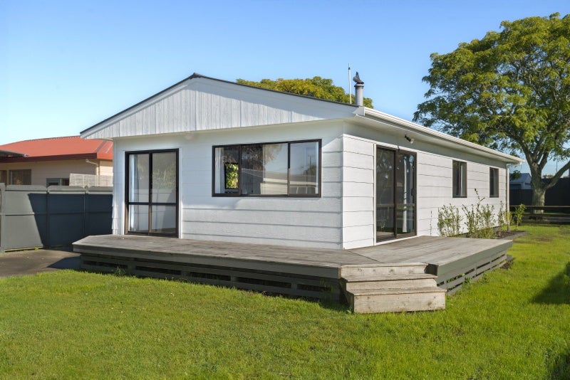 4 Bulli Street, Riverdale, Gisborne - Carousel 1