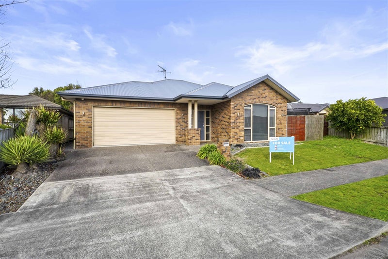 8 The Ford, Huntington, Hamilton - Carousel 1