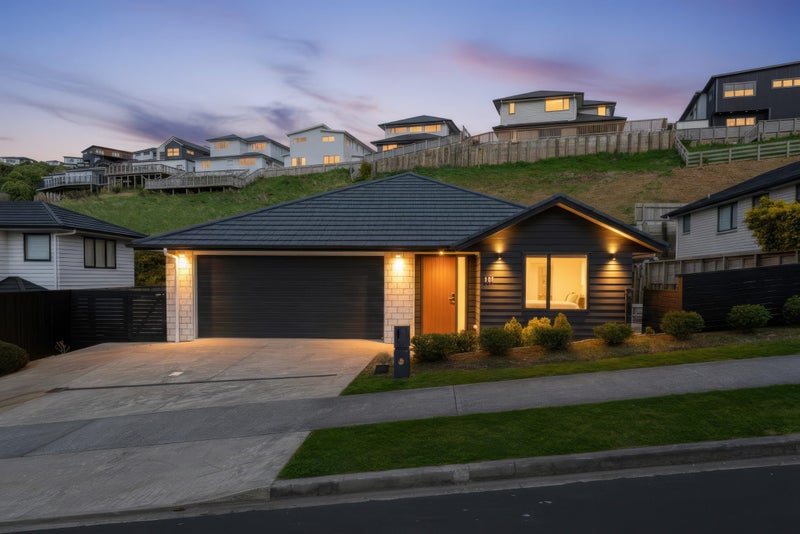 111 Melksham Drive, Churton Park, Wellington - Carousel 2