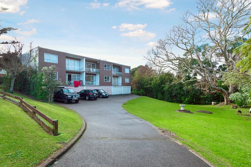 2/26 Kohekohe Street, New Lynn, Auckland - Carousel 15