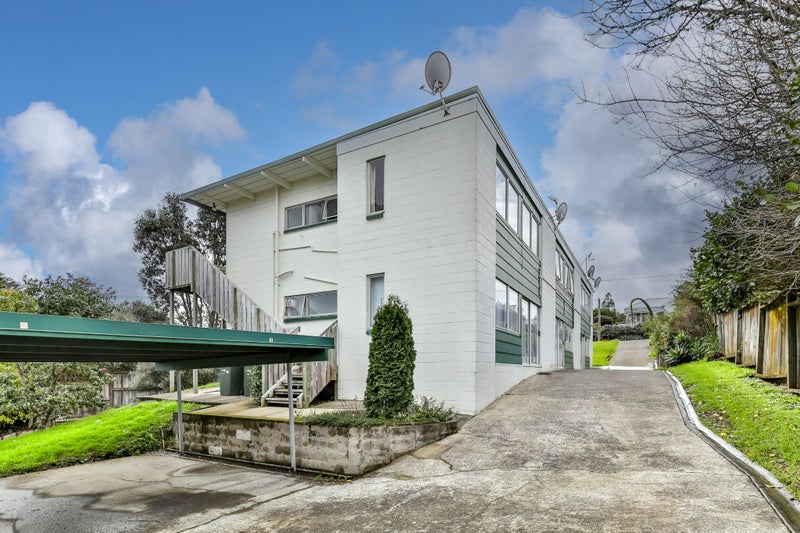 52 Palmerston Road, Birkenhead, Auckland - Carousel 2