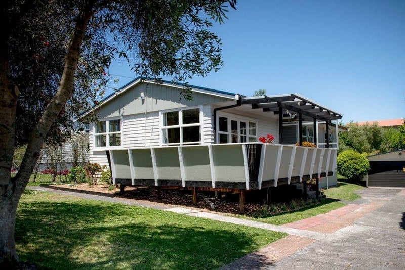 48 Aeroview Drive, Beach Haven, Auckland - Carousel 1