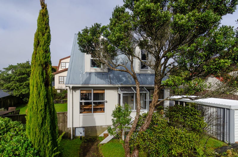 1 Bayou Lane, Churton Park, Wellington - Carousel 15
