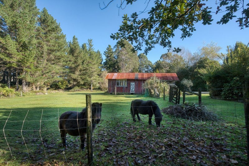 89 Russell Road, Kaniere, Hokitika - Carousel 1