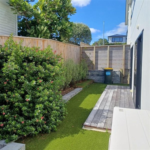 4B Worcester Road, Meadowbank, Auckland - Carousel 24