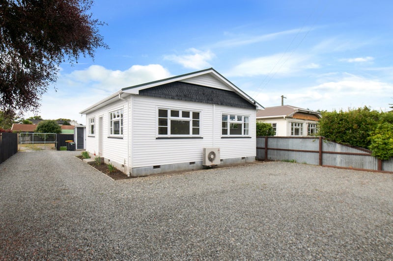 9 Aorangi Road, Bryndwr, Christchurch - Carousel 1