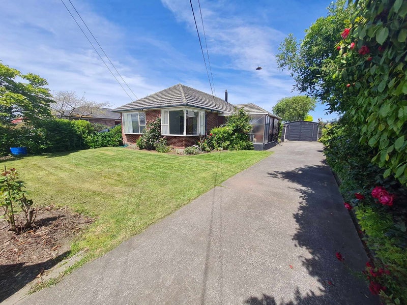 4 Pagoda Street, Shirley, Christchurch - Carousel 1