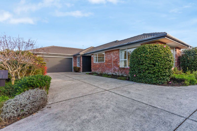 50 Kintyre Drive, Broomfield, Christchurch - Carousel 1