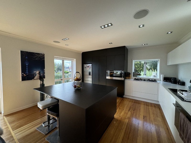 152 Lake Crescent, Hamilton Lake, Hamilton - Carousel 2