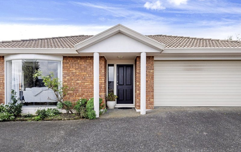 1/9 Wiltshire Place, Somerville, Manukau - Carousel 1