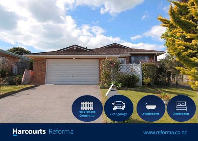 18 Pinewood Grove, Botany Downs, Auckland - Carousel 1