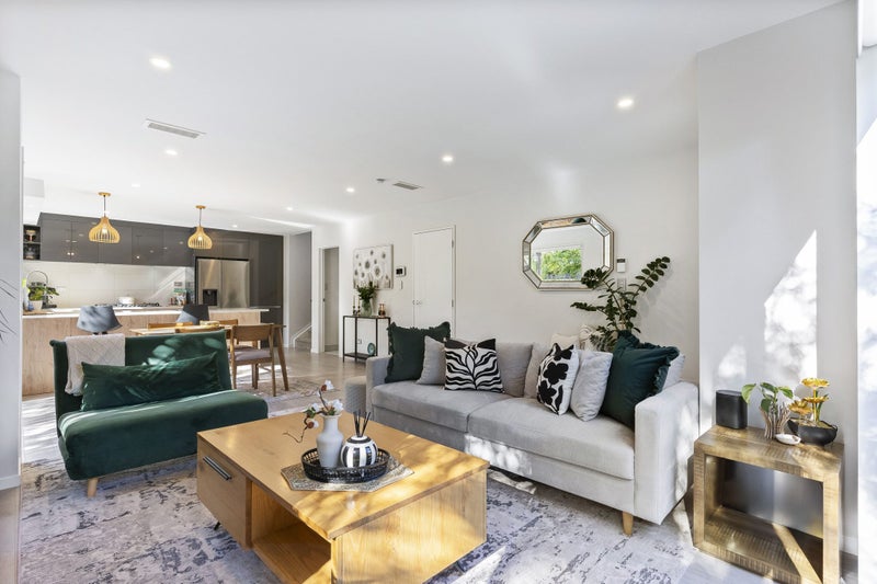 167A Chivalry Road, Glenfield, Auckland - Carousel 1