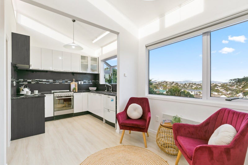 5 Kau Kau Way, Ngaio, Wellington - Carousel 2