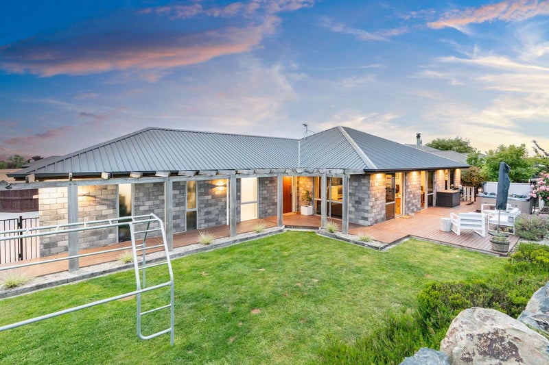 18 Lancaster Lane, Waldronville, Dunedin - Carousel 2