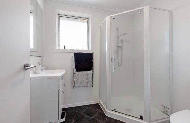 49 Chiefs Court, Hamilton East, Hamilton - Carousel 8