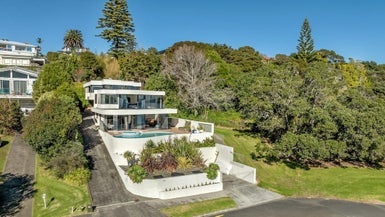 24 Omana Esplanade, Maraetai, Auckland - Carousel 1