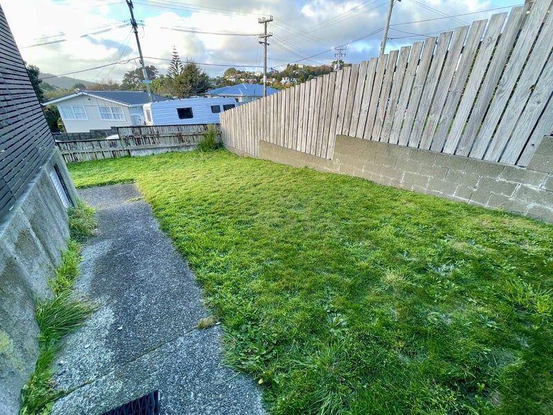 45 Mark Avenue, Paparangi, Wellington - Carousel 20