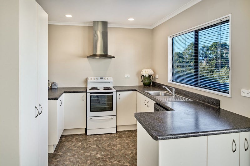 3 Makora Grove, Paremata, Porirua - Carousel 2