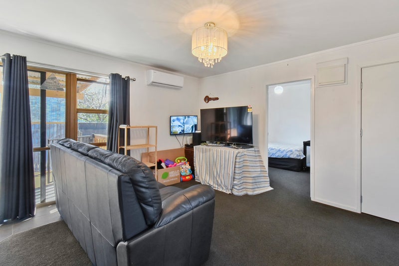 1/17 Luke Street, Otahuhu, Auckland - Carousel 1
