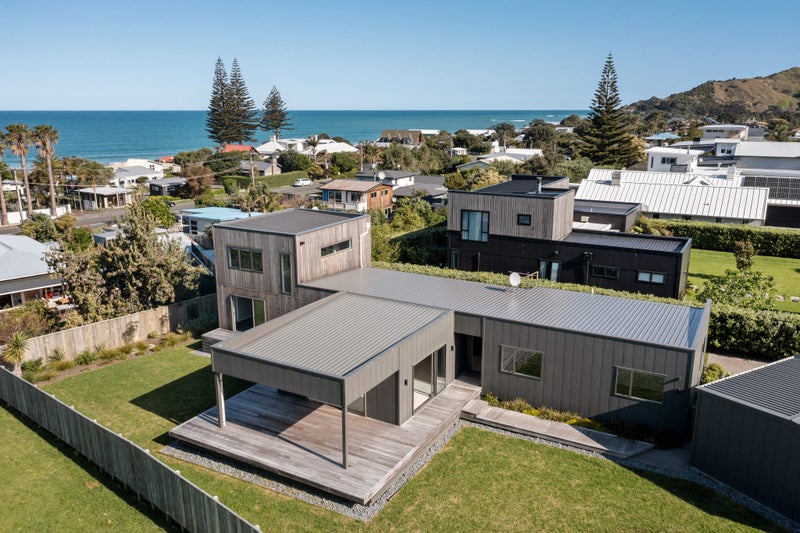 17 Beach Cove, Wainui, Gisborne - Carousel 2