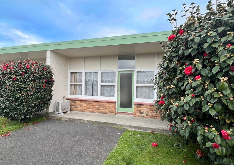 15B Edgecumbe Street, Whitiora, Hamilton - Carousel 6