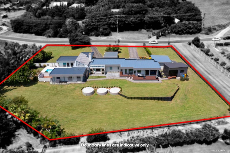 39 Cedar Terrace, Stanmore Bay, Whangaparaoa - Carousel 2