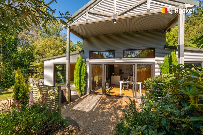 6 Caleb Place, Helensburgh, Dunedin - Carousel 2