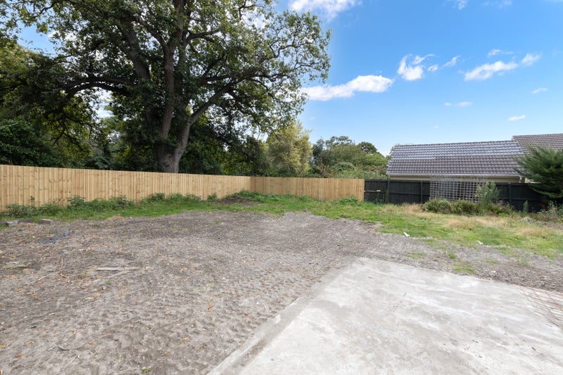 11A FORD ROAD - Carousel 2