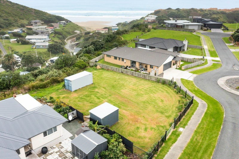 49 Sunset Drive, Baylys Beach - Carousel 1