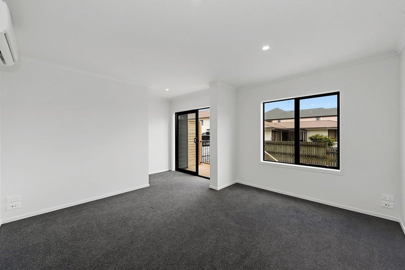 1B Inverness Avenue, Hamilton East, Hamilton - Carousel 2