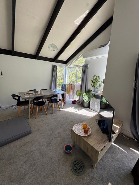 7A Buxton Avenue, Karori, Wellington - Carousel 2