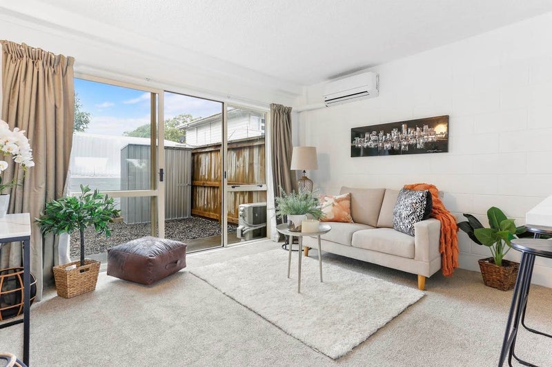 1D/1 Jack Browne Place, Otahuhu, Auckland - Carousel 2