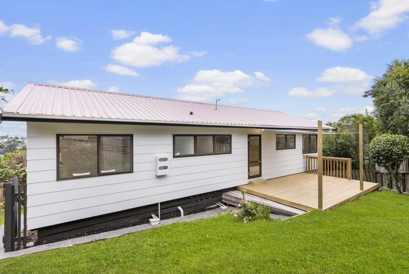 2/66 Pemberton Avenue, Bayview, Auckland - Carousel 2