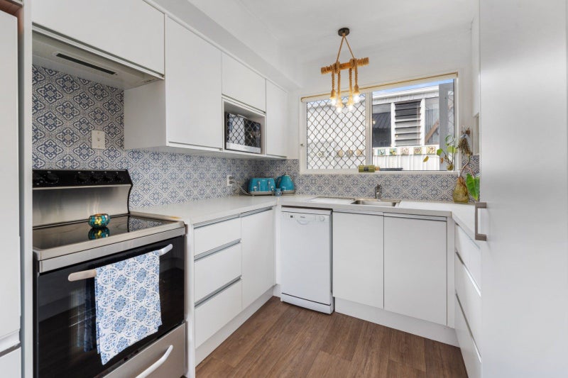 54 Jonathon Street, Brookfield, Tauranga - Carousel 2