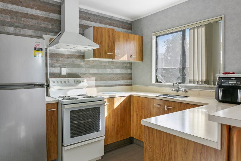 2/227 Rifle Range Road, Tauhara, Taupo - Carousel 2