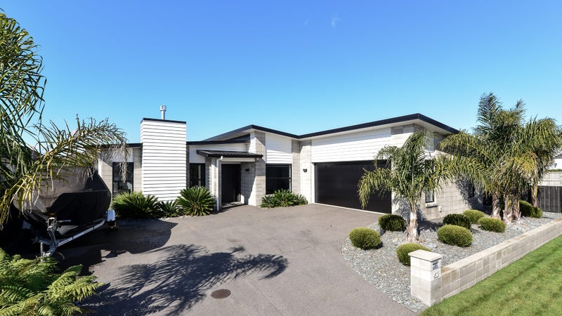 62 Roy Hilton Drive, Flagstaff, Hamilton - Carousel 1